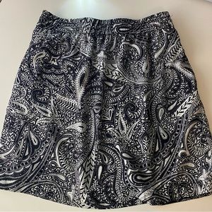 LOFT Black White Paisley Floral Pull On Knee Length Swing Skirt - Petite Small